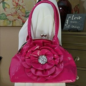 HAUTE PINK SHOULDER PURSE - NWOT